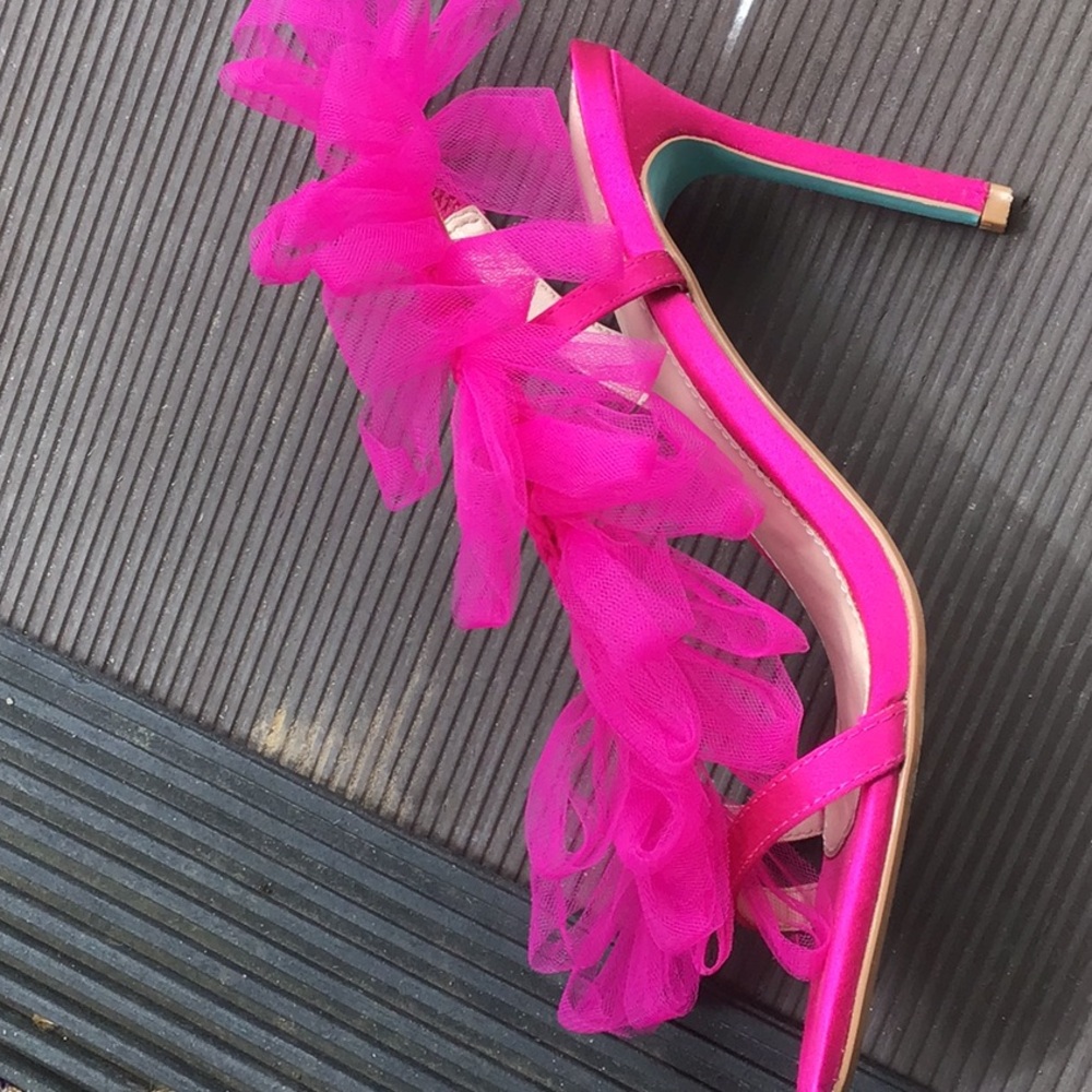 Betsy Johnson shoes♥️…